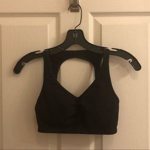 lucy black sports bra S
